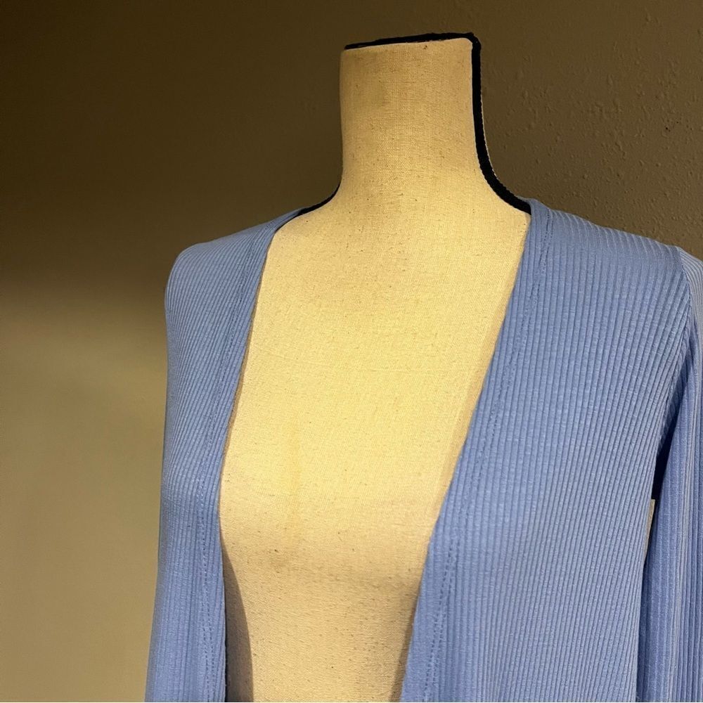 LuLaRoe‎ pale blue Long sleeve cardigan / duster with pockets - Picture 2 of 12